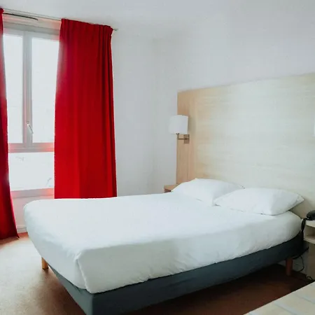 Szálloda D'orsay 2*