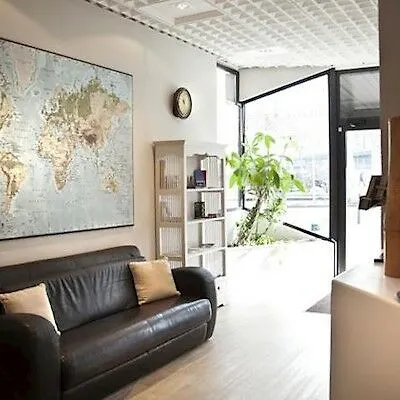 D'orsay Szálloda 2*